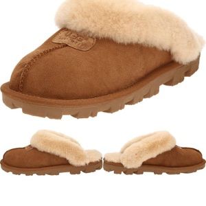 UGG Woman’s Coquette Slip Ons Size 8